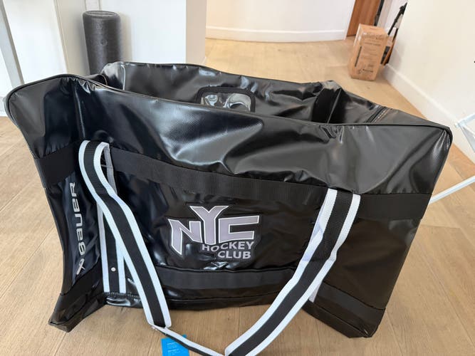 Bauer S23 Team Pro Carry Hockey Bag - New