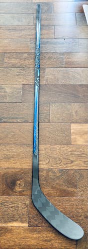 Junior CCM Vizion Left Hand Hockey Stick P28 50 Flex (New)