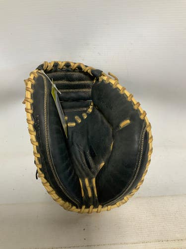 Used Under Armour UACM-101A BB/SB Catchers RH Throw Black 31 1/2" 11823-S000039218