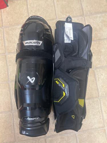 Bauer supreme m5 pro shin pads