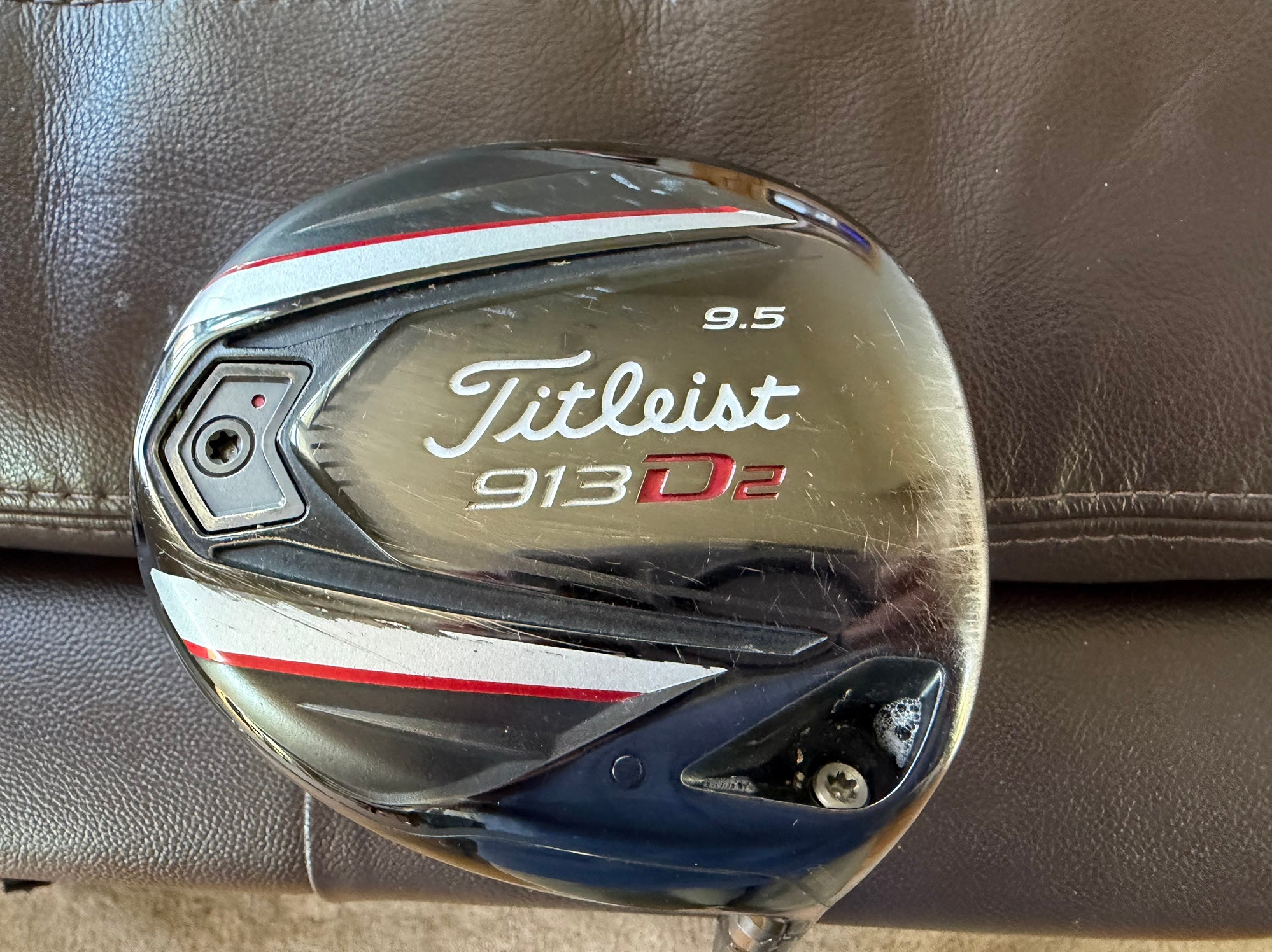 Titleist 913 D2 Driver 9.5* Fujikura Motore F3 60g Stiff Graphite