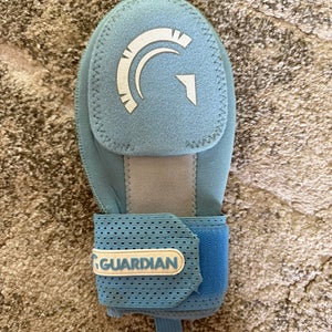 Blue Junior Sliding Mitt (Used)