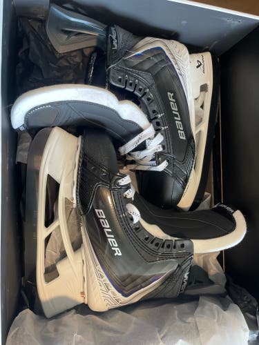 2025 Bauer Vapor Flylite Hockey Skates Regular Width 6 (New)