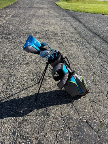MacGregor Tourney MT Jr Golf Clubs Sizes 5,7,9, w And Putter Graphite RH
54-61"