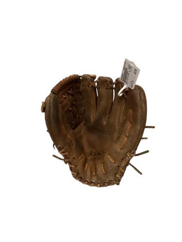 Used Reach F210 BB/SB Glove RH Throw Brown 10" 11443-S000205649