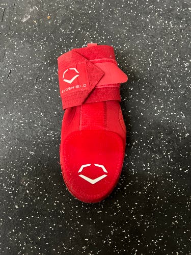 Red Junior EvoShield Sliding Mitt (Used)