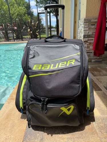 Bauer Elite Wheeled Backpack Junior Hockey Equipment Bag - 2024 Model (Used)