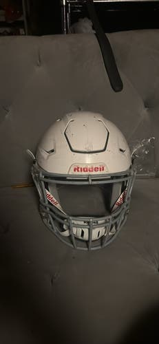 Adult Extra Large Riddell SpeedFlex Helmet (Used)