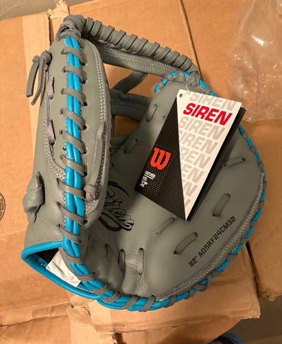 Wilson RH Softball Glove 32.5" (New)