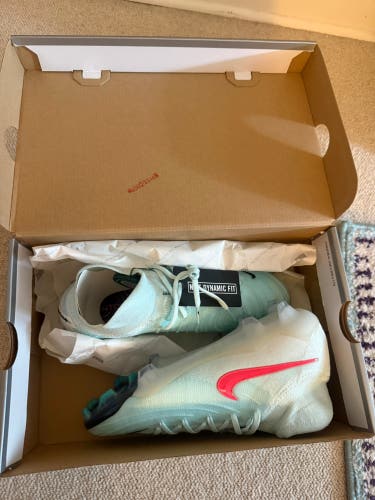 Unisex Size M 7.5 (W 8.5) Nike Nike Phantom GX II Elite FG Cleats (New)