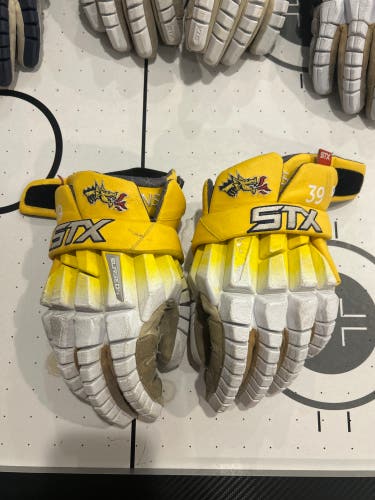 Drexel STX Surgeon RZR2 Lacrosse Gloves (Used)