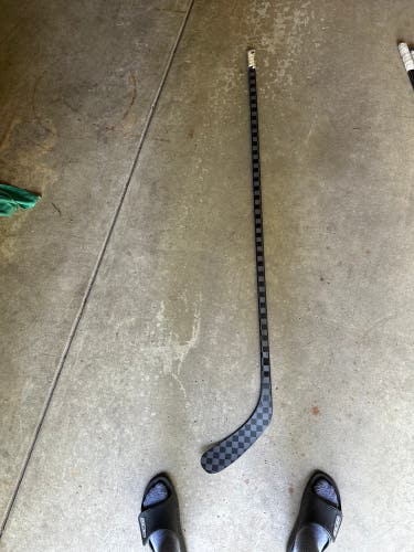 Senior Extra Lite Right Handed Hockey Stick P92 70 Flex (New)