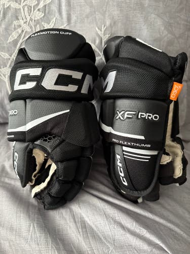CCM Tacks XF Pro Gloves 13" (Used)