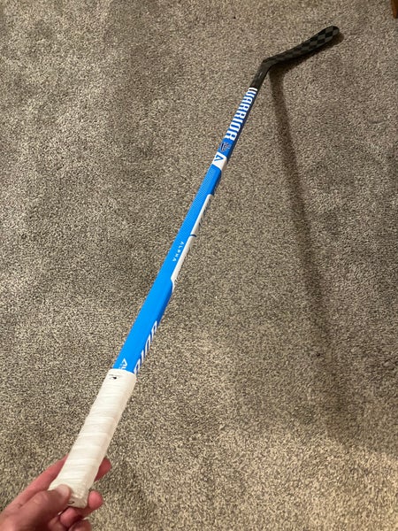 Senior Warrior Covert QR6 Pro Right Handed Hockey Stick P28 80 Flex Pro Stock (Used)