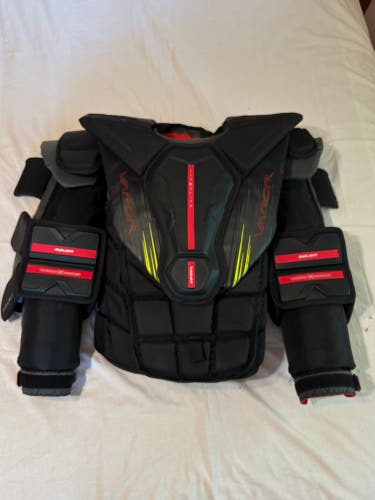 XL Bauer Hyperlite 2 Goalie Chest Protector