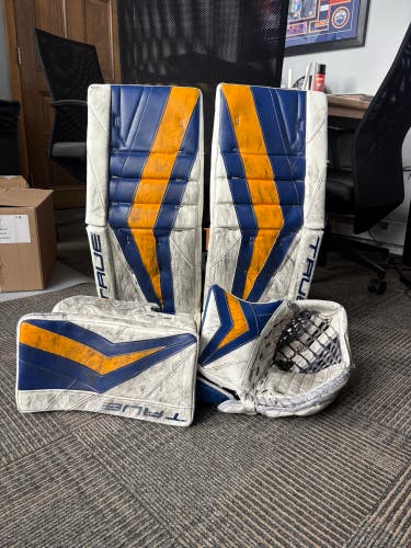 31" 2023 True Catalyst Px3 Regular Goalie Full Set Pro Stock (Used)