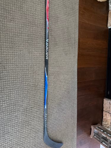 Senior Bauer Vapor Flylite Right Handed Hockey Stick P92 70 Flex (New)