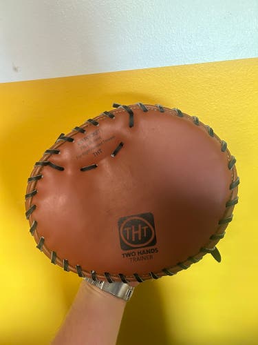 Unbranded RH Infield Baseball Glove (Used)