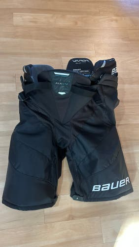 Senior Large Bauer Vapor Flylite Hockey Pants (New)