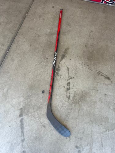 Intermediate Bauer Nexus Sync Right Handed Hockey Stick P28 55 Flex (Used)