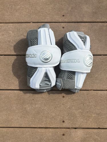 Large/Extra Large Adult Maverik Rome Arm Pads (New)