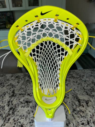 Nike Lakota U Volt Fresh Stringing Head (Used)