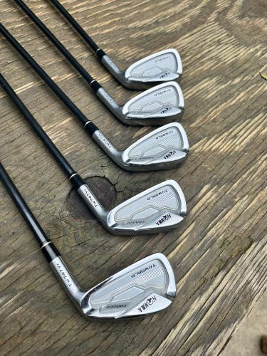 Men's 2019 Honma TW747 VX Right Handed Iron Set Stiff Flex Graphite Shaft (Used)