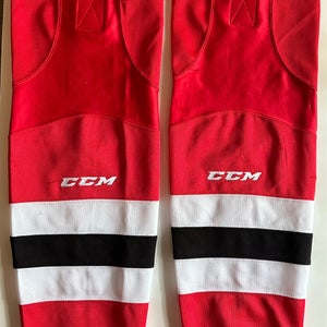 Red Adult Unisex Small / Medium CCM Socks (Used)