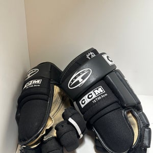CCM Tacks 452 Gloves 12" (Used)