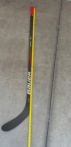Intermediate Bauer Vapor X5 Pro Right Handed Hockey Stick P28 65 Flex (Used)