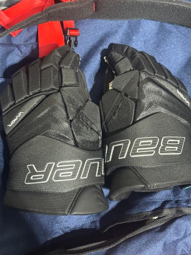 Bauer Vapor Flylite Gloves 15" (Used)