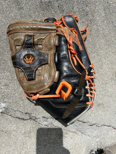 2019 DeMarini RH Infield Insane Baseball Glove 13" (Used)
