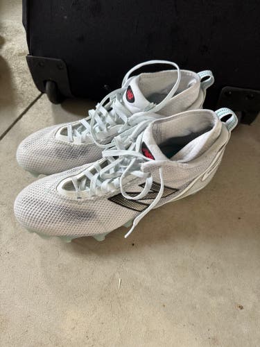 White Men's Size M 12.0 (W 13.0) Adult New Balance Freeze Mid Top (Used)