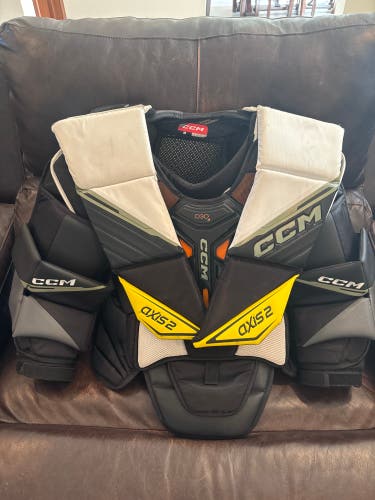 Small 2022 CCM Axis 2 Goalie Chest Protector (Used)