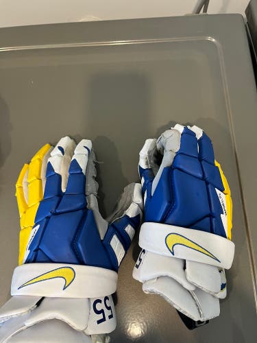 Nike Vapor Elite Lacrosse Gloves (New) Hofstra