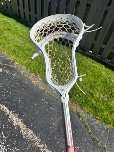 ECD Mirage 3 box on a Maverik Wonderboy