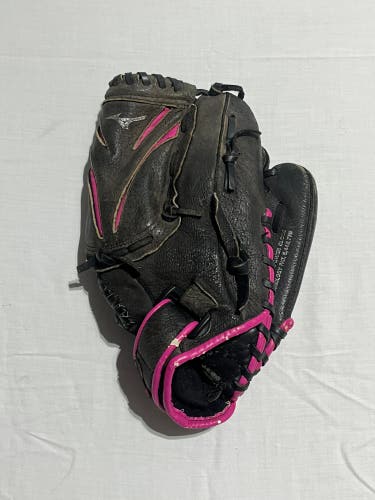 Mizuno Finch RH Softball Glove 11.5" (Used)