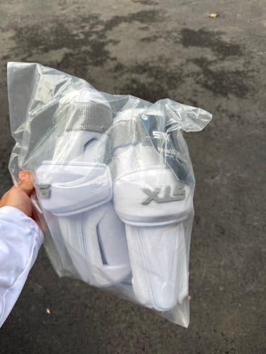Large Adult STX Stallion 1k Arm Pads (New)