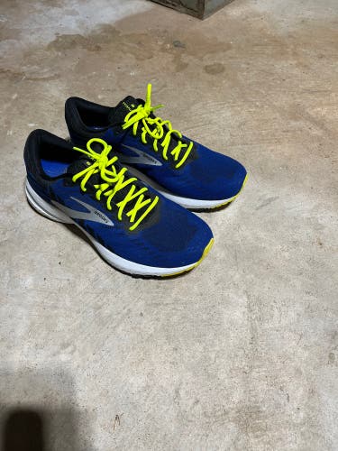 Blue Men's Size M 10.0 (W 11.0) Adult Brooks Shoes (Used)