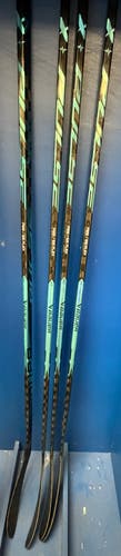 *BRAND NEW PROSHOP SALE* Intermediate Bauer Pulse Right Handed Hockey Stick P28 55 Flex