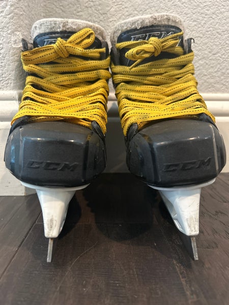 CCM JetSpeed FT460 Hockey Goalie Skates Regular Width Size 1.5