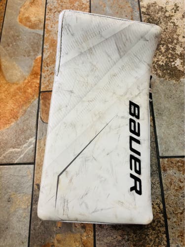 Used Full Right White Bauer Supreme 2S Pro Blocker