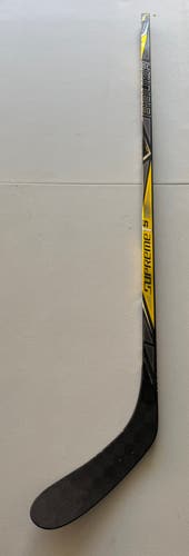 Intermediate Bauer Supreme 1S Right Handed Hockey Stick P28 60 Flex (Used)