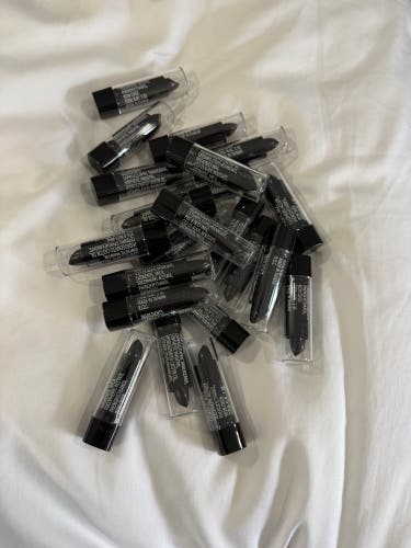 Wilson pack of 22 eye black sticks  (New)