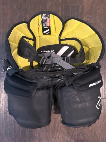 Warrior Ritual X Hockey Goalie Pants Junior Size Size Small/Medium