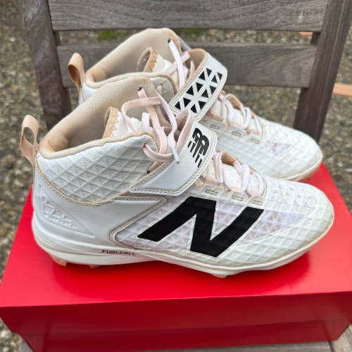 White Men's Size M 9.0 (W 10.0) Adult New Balance FuelCell 4040V8 High Top Molded Cleats (Used)