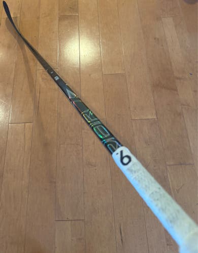 Pro Stock Bauer Vapor Flylite LH 87 Flex Hockey Stick (2NPROXL Build) - Dmitry Orlov Sharks
(Used