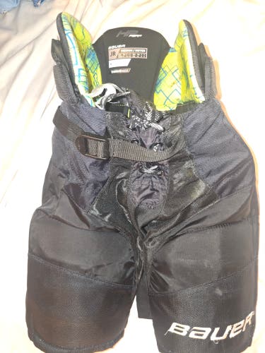 Men's Junior Medium Bauer Hockey Pants (Used)