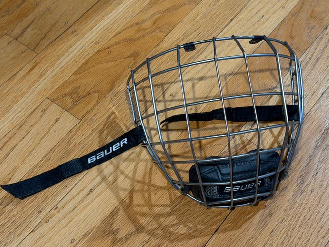 Bundle: Small Bauer Profile III Facemask Full Cage (Used) + XS Bauer Re-Akt Cage (Used)