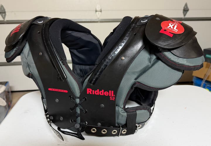 Extra Large Youth Riddell S2 Shoulder Pads (Used)